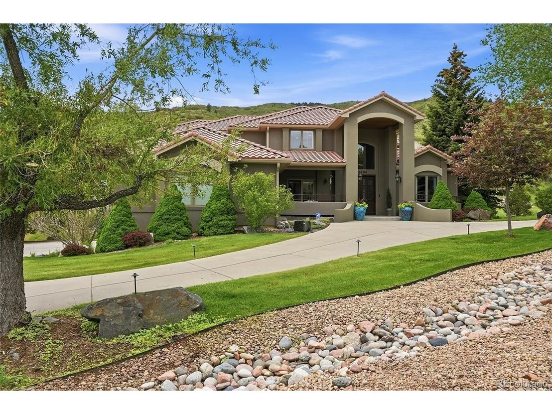 Photo of 16494 Sandstone Dr