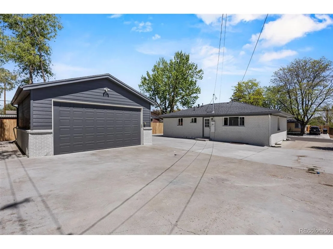 Photo of 6411 Marshall