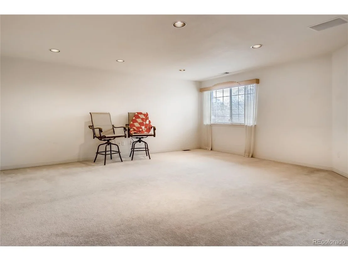 Photo of Unit B at 3325 W 111th Loop