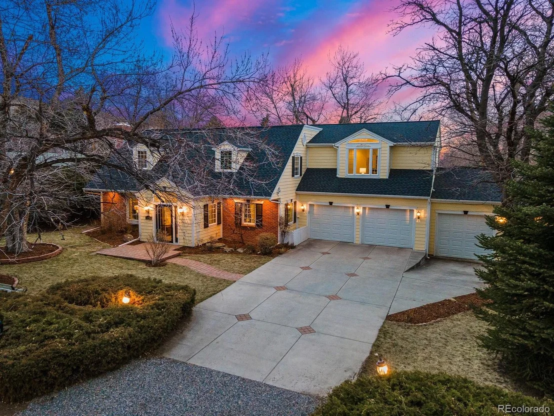 Photo of 14055 Foothill Cir