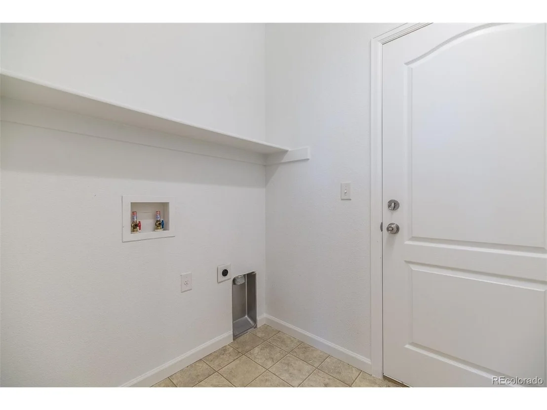 Photo of 450 Frontier Ln