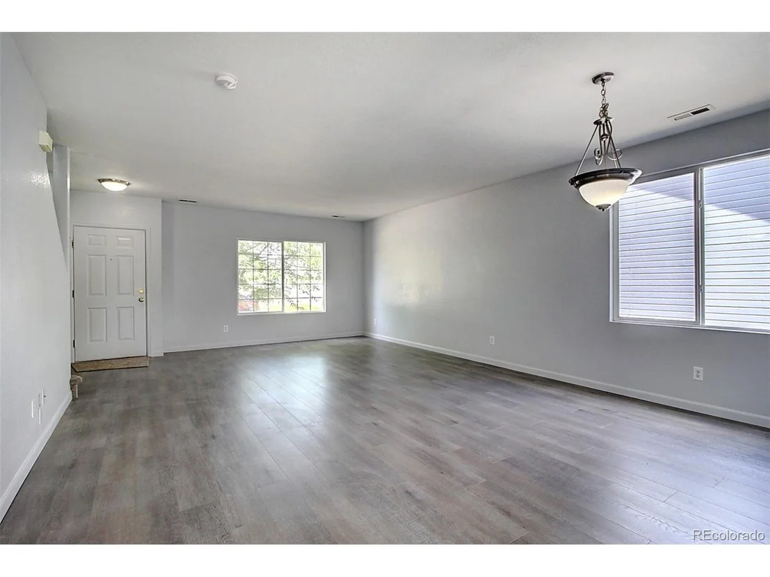 Photo of 6131 Shamrock Cir
