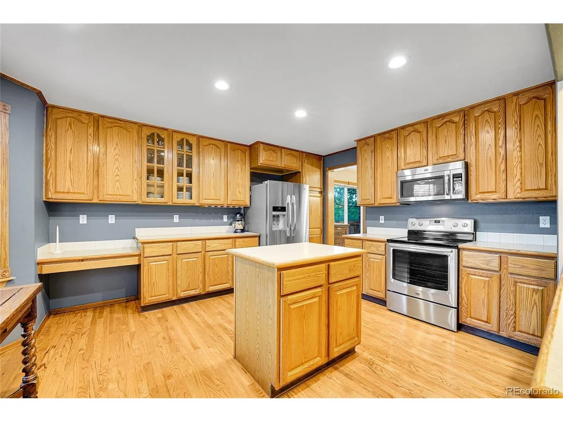 Photo of 1101 Ridgeview Cir