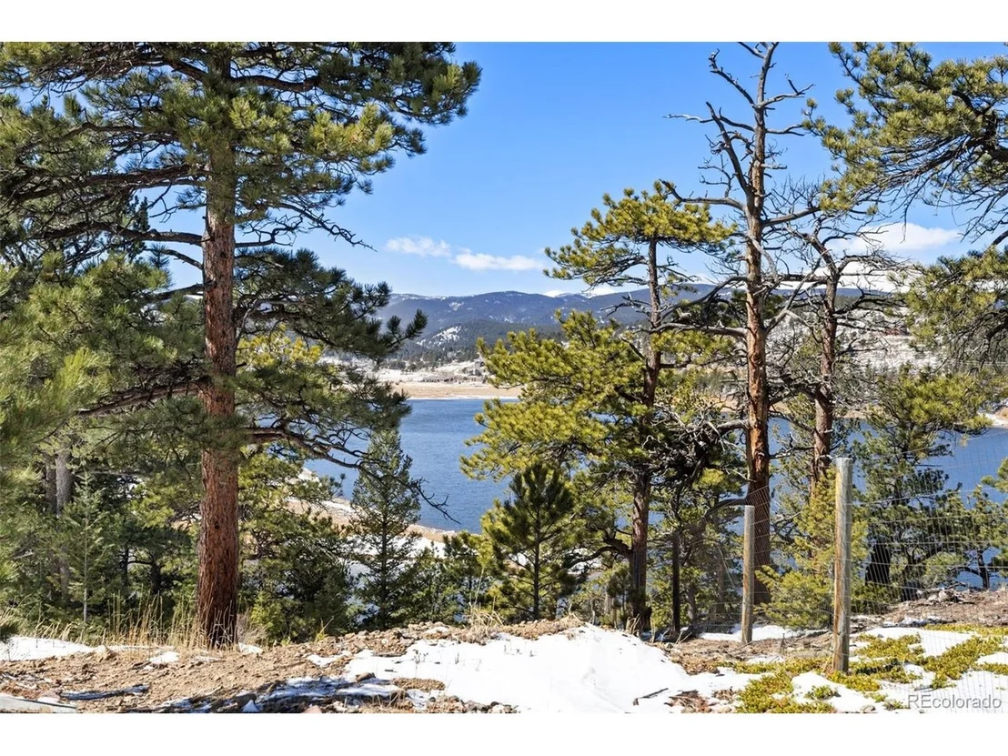 Photo of 253 Alpine Dr