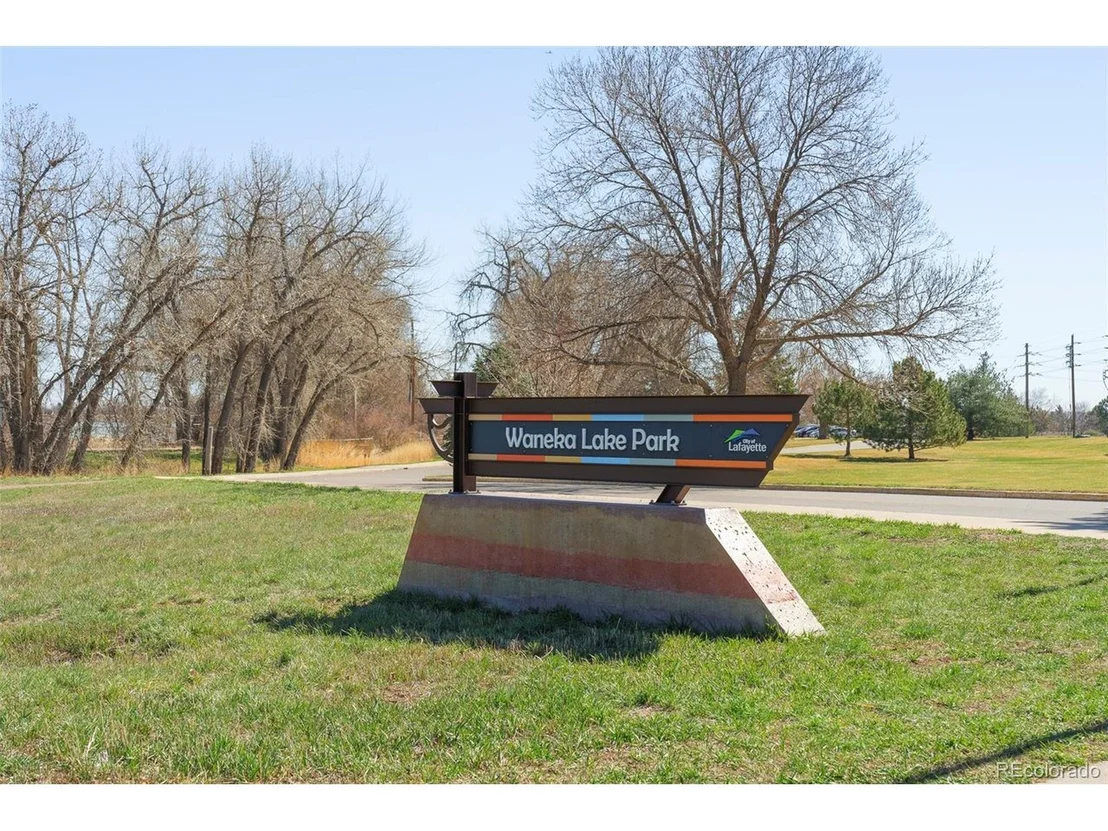 Photo of 2886 Twin Lakes Cir