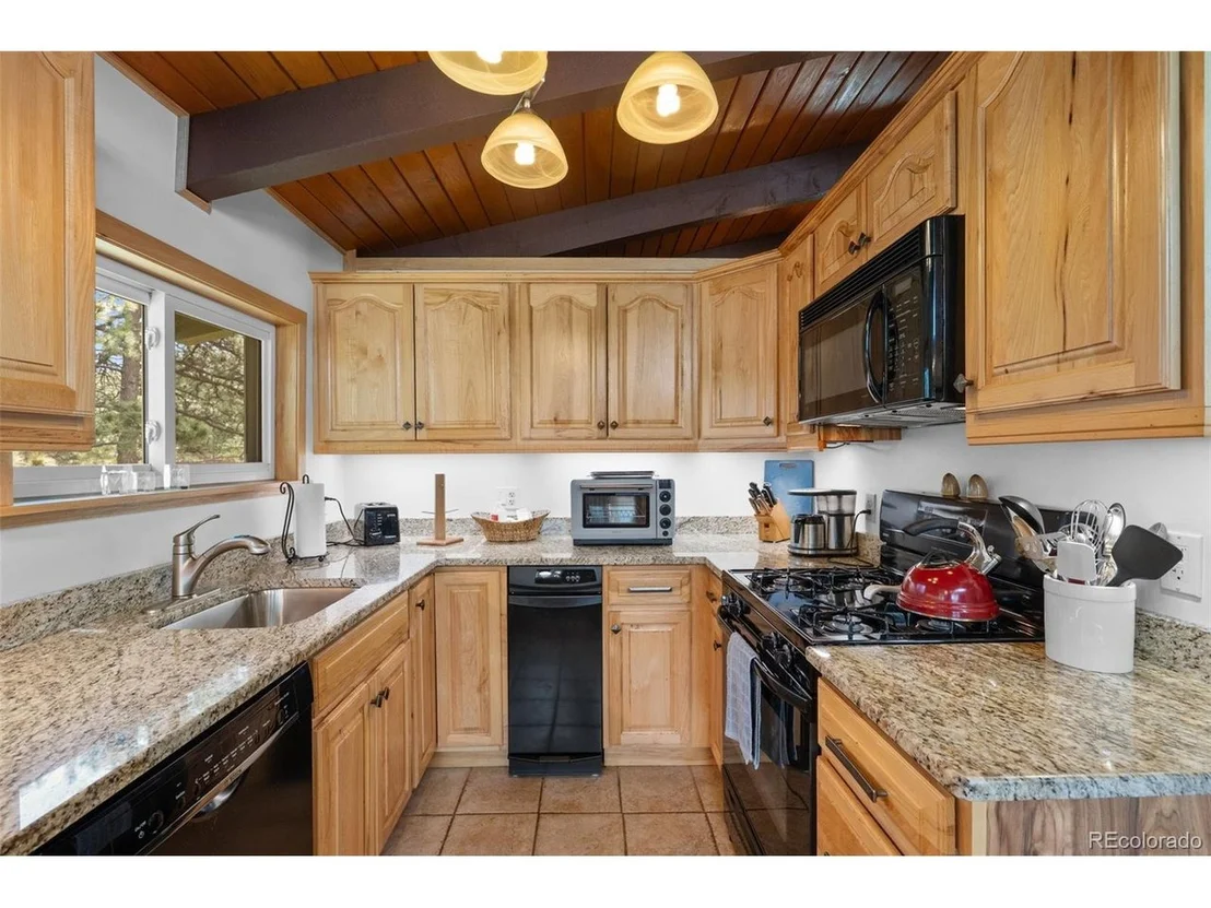 Photo of 24 Pine Rd