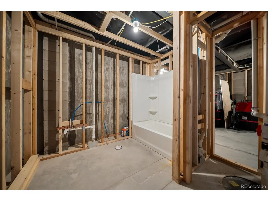 Photo of 539 W 9th St