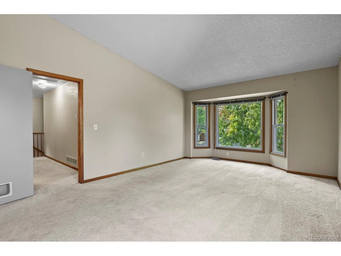 Photo of 10548 Hobbit Ln