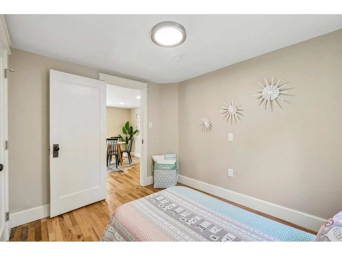 Photo of 205 5th Ave