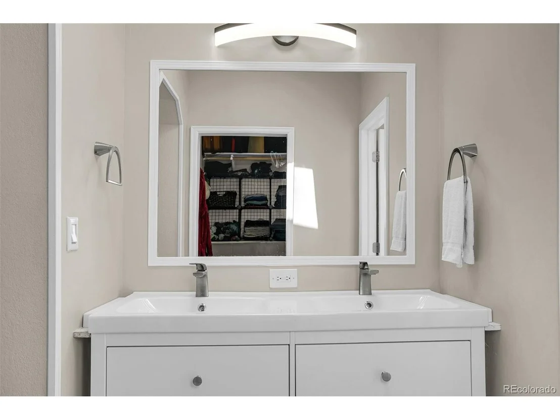 Photo of 803 Bonell Dr