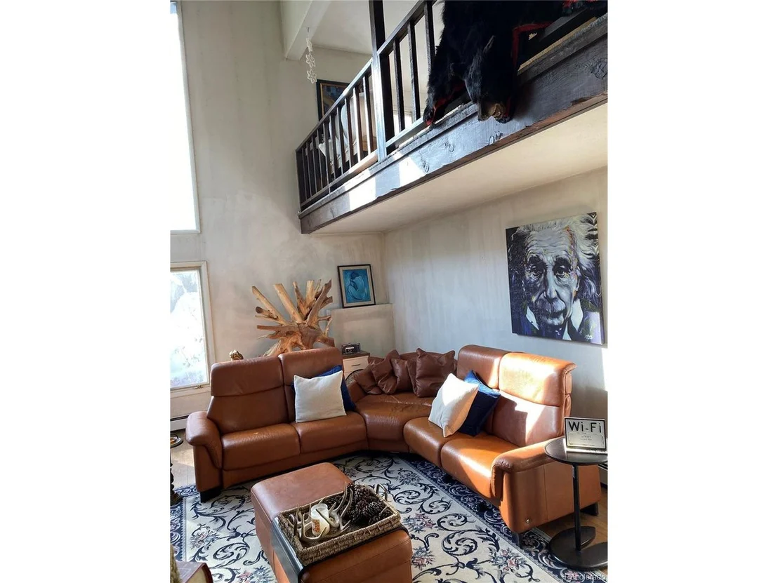 Photo of 286 Brook Rd