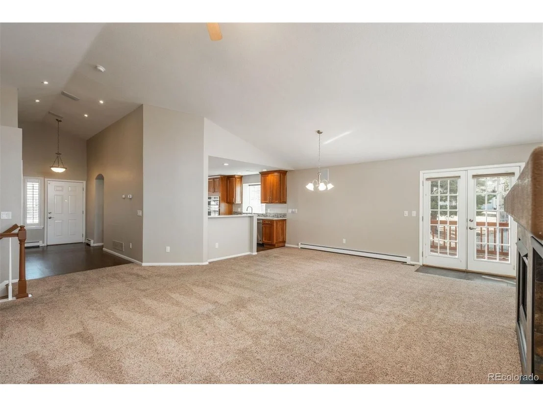 Photo of 4062 Lee Cir