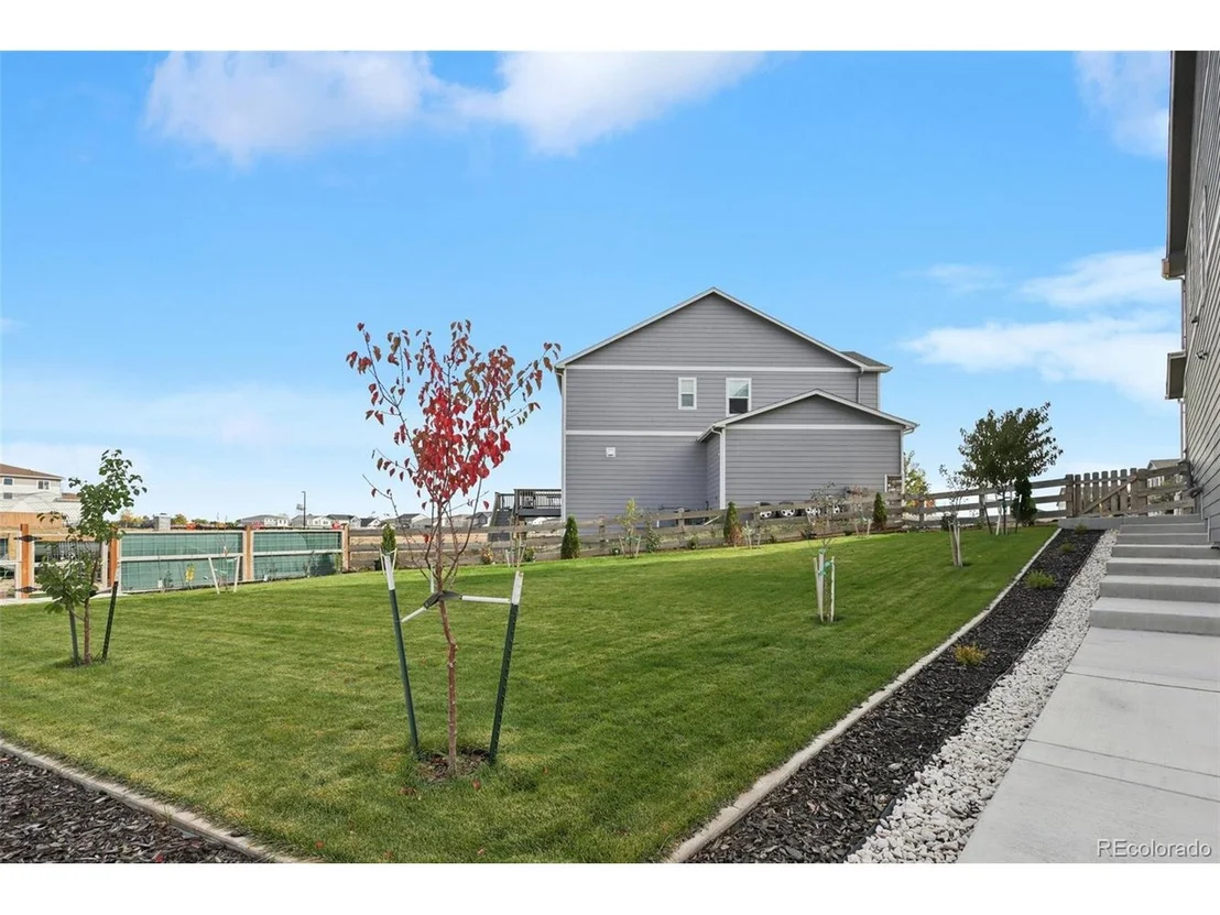 Photo of 45877 Orchid Ave