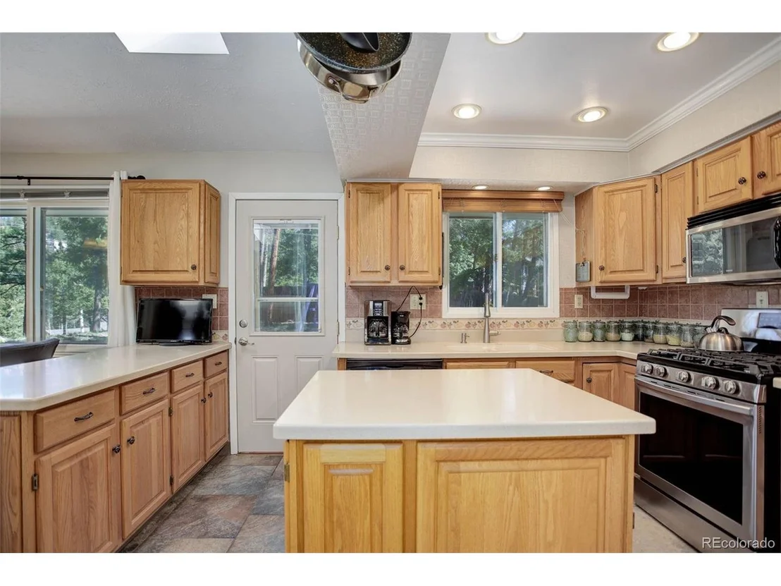 Photo of 32481 Lodgepole Dr
