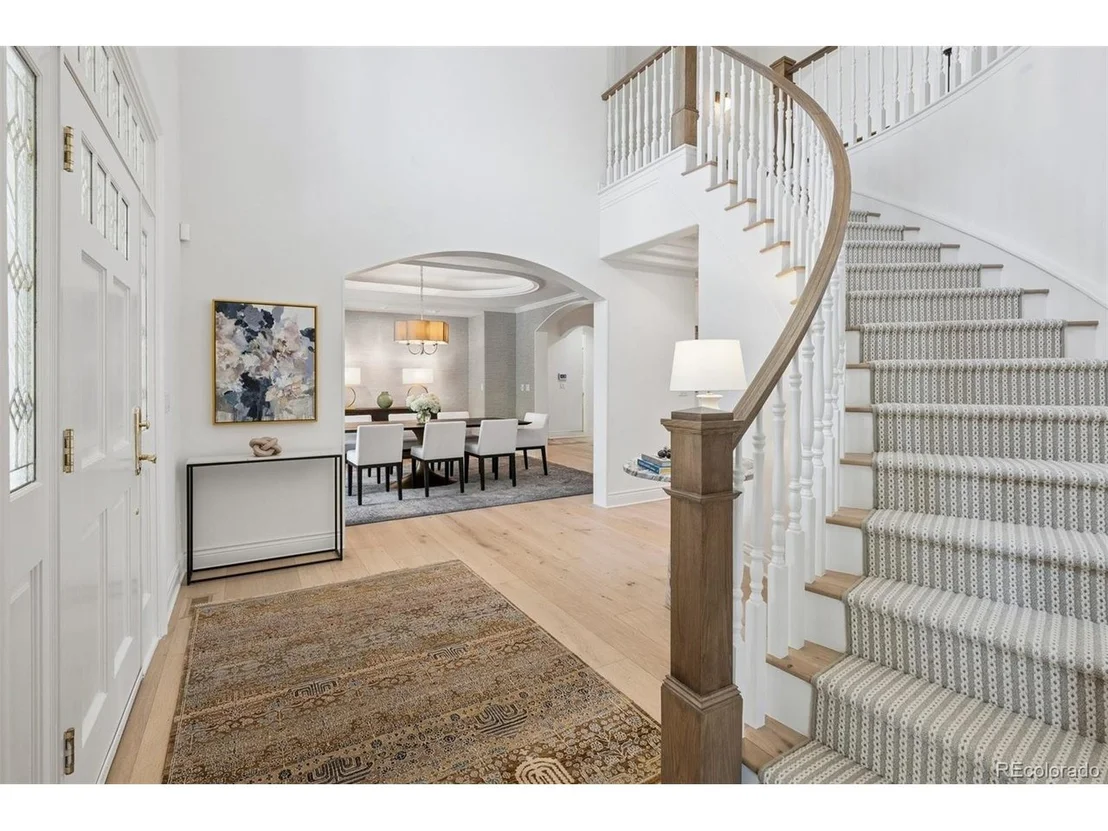 Photo of 2 Foxtail Cir