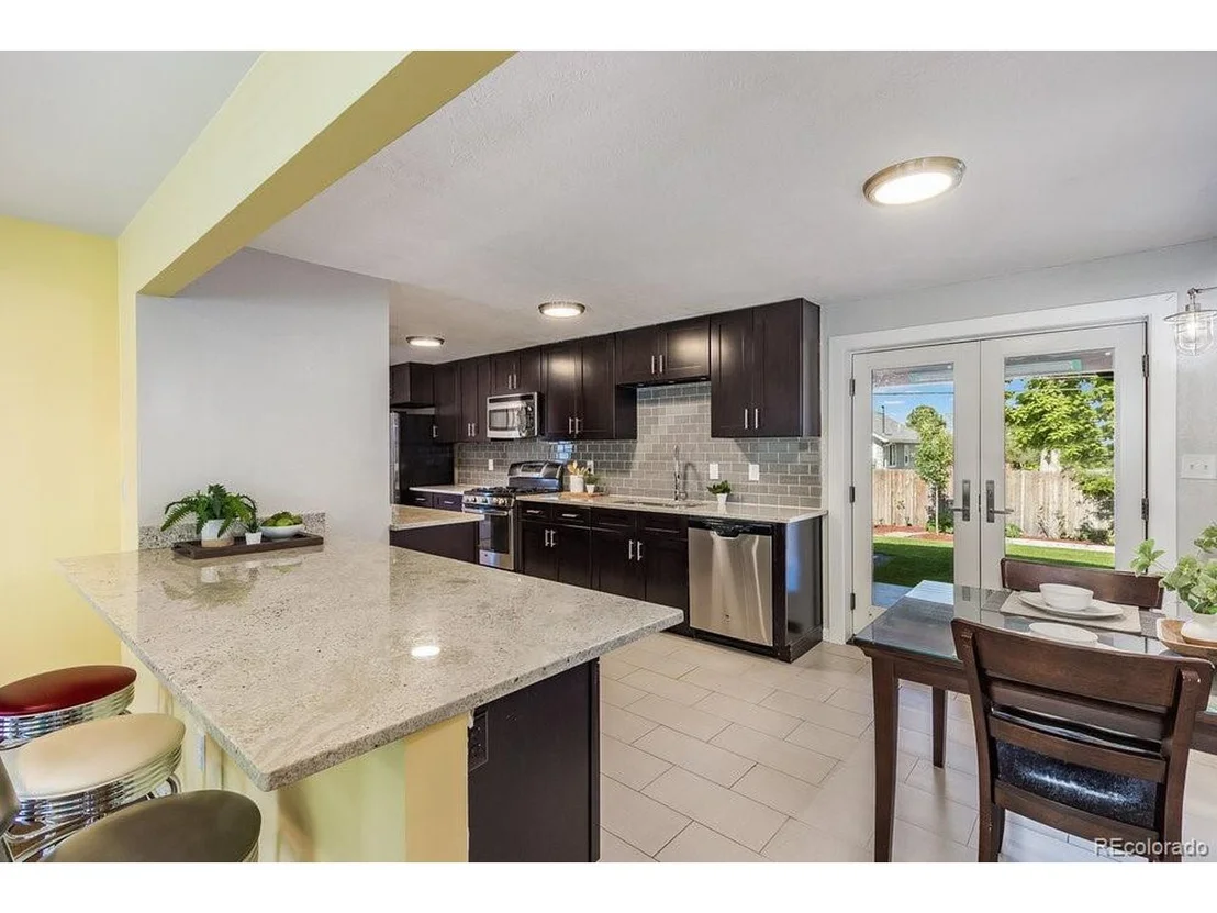 Photo of 5350 Iris St