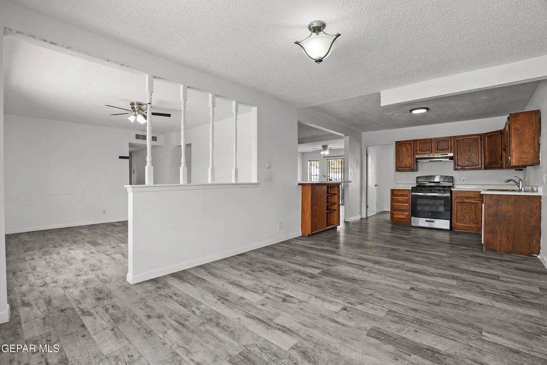 Photo of 5832 DEARBORNE Drive