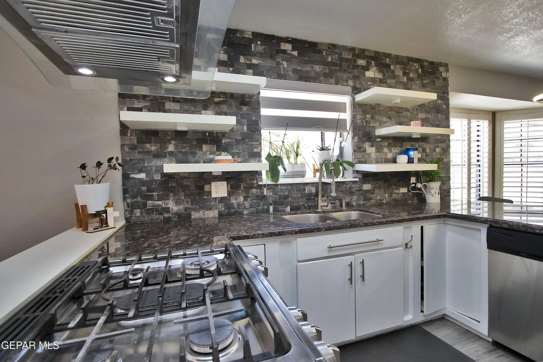 Photo of 6777 Villa Hermosa Drive