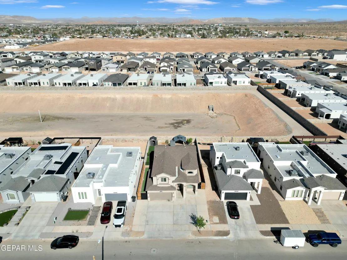 Photo of 3600 Essence Street