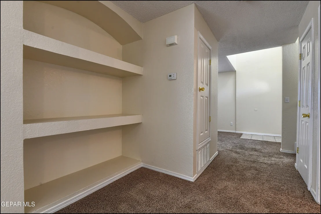 Photo of 3408 Jan De Roos Place