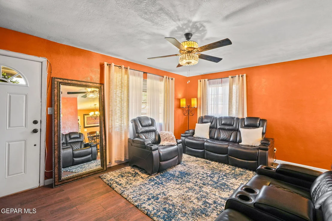 Photo of 10368 Preston Drive