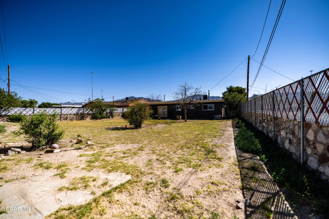 Photo of 252 PYRITE Drive