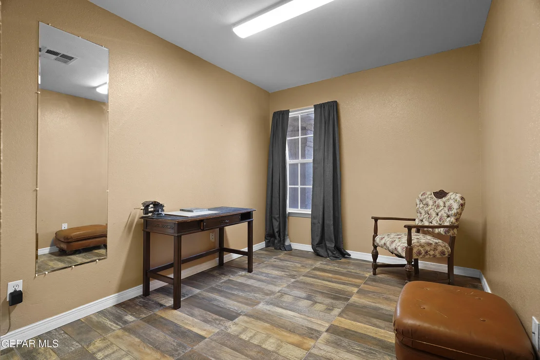 Photo of 693 DESERT SAGE Drive