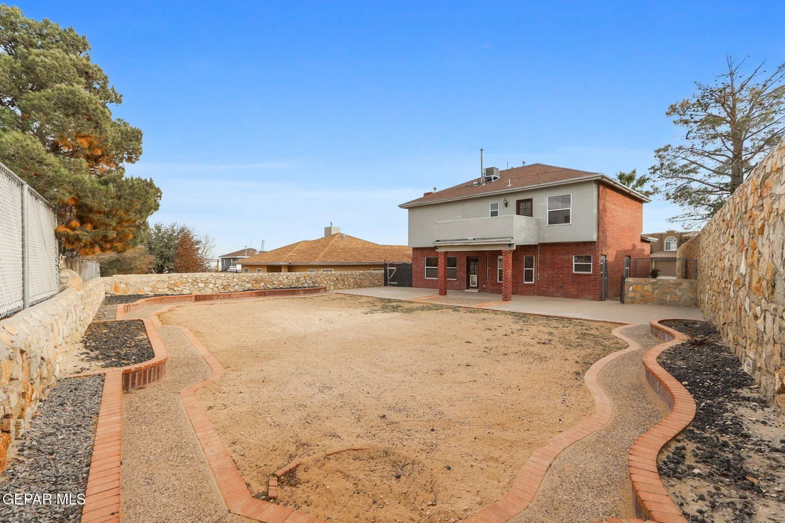 Photo of 12541 SETTING SUN Drive