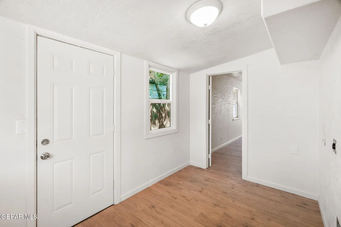 Photo of 7113 Dale Road