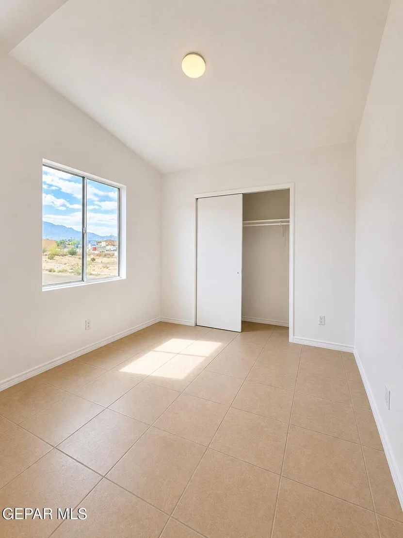 Photo of 10270 VALLE DEL SOL Drive
