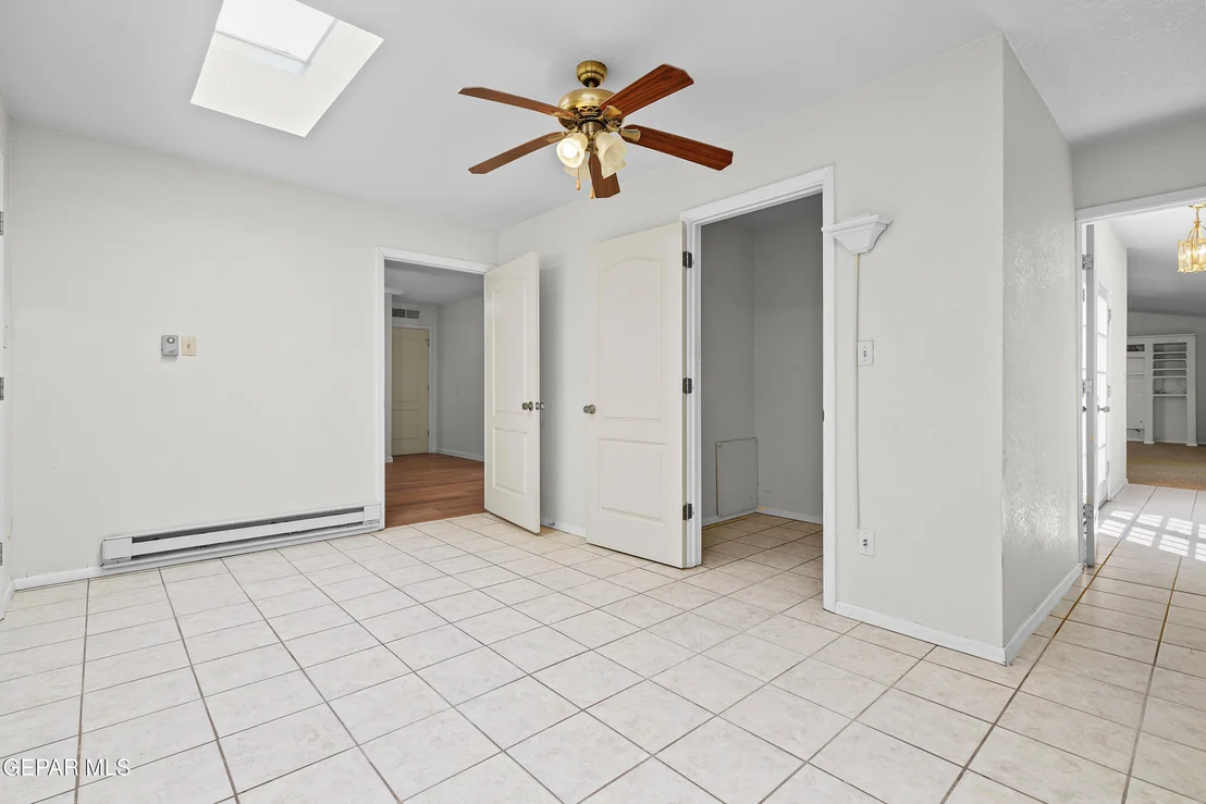 Photo of 805 MARIMBA Drive