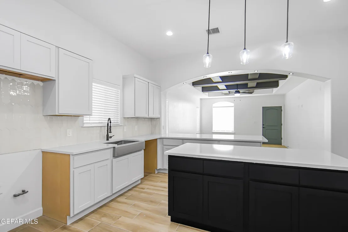 Photo of 6072 Dalhart Drive