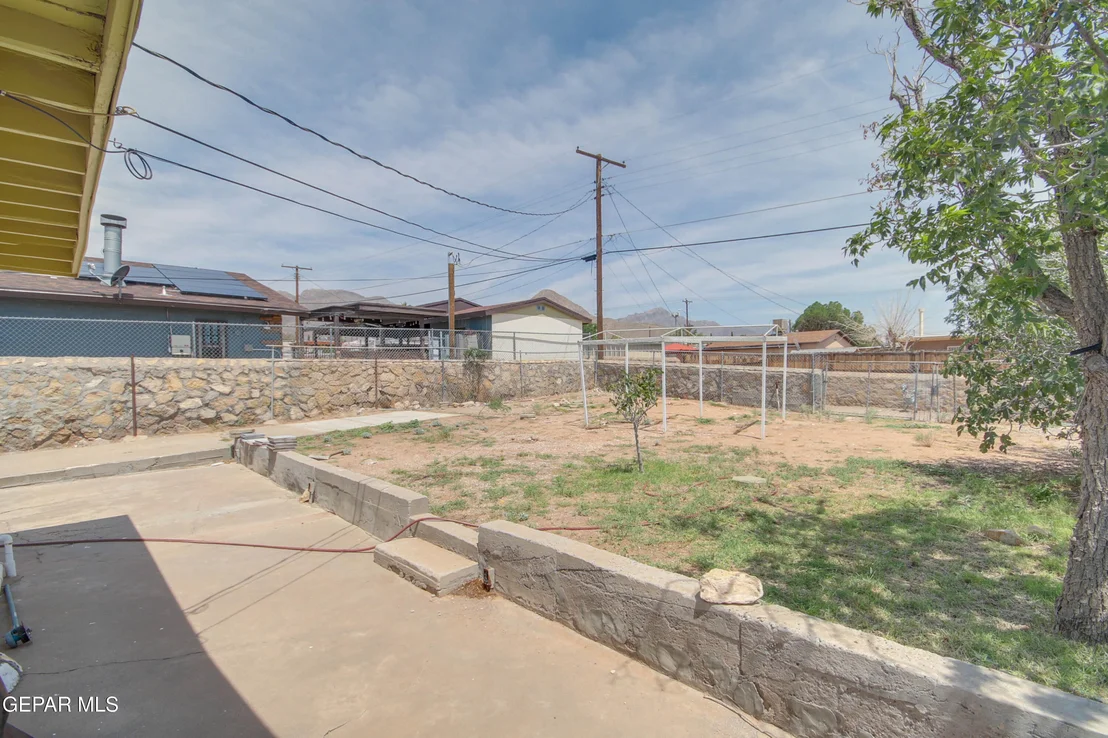 Photo of 3605 TYLER Avenue