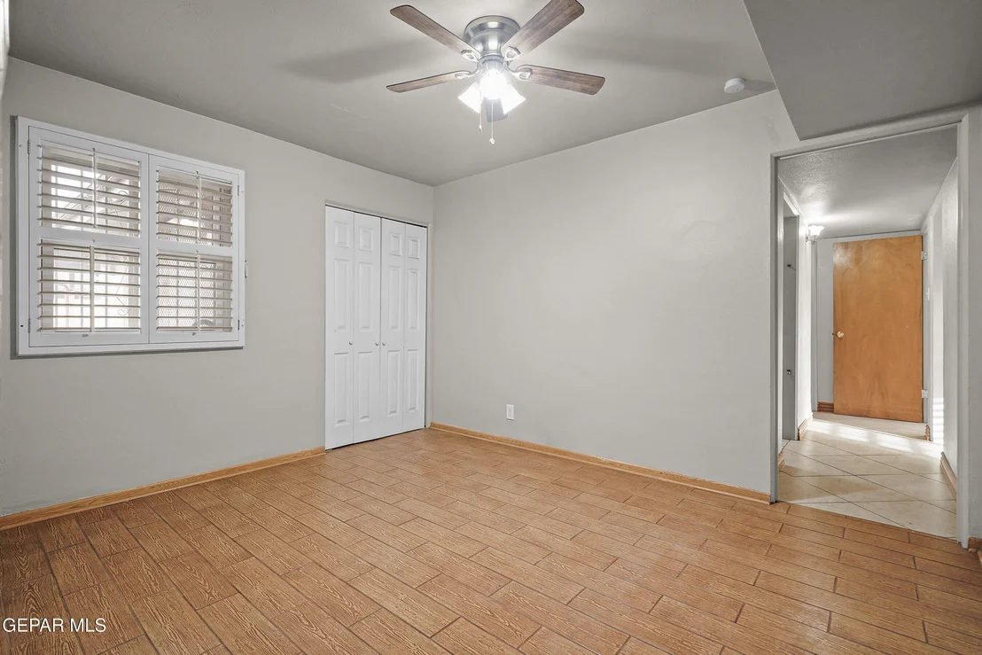 Photo of 904 Apple Lane