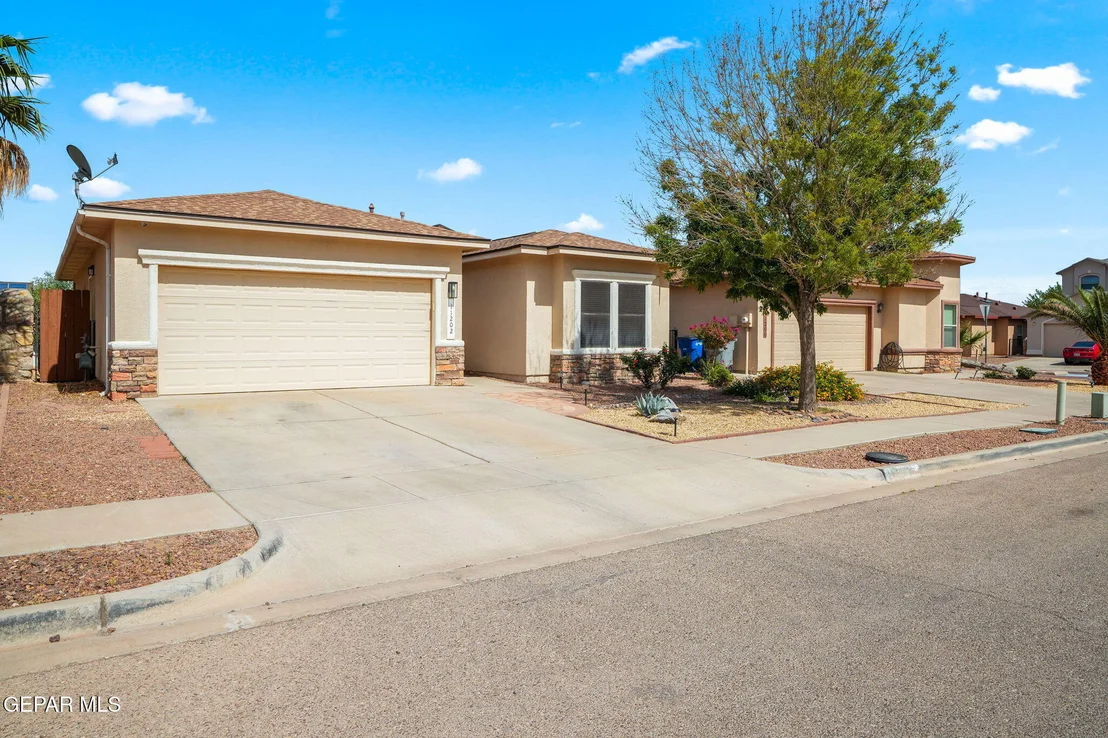 Photo of 11202 REDSTONE PEAK Place