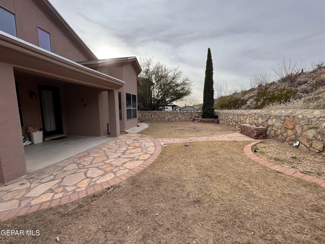 Photo of 6377 FRANKLIN GATE Drive