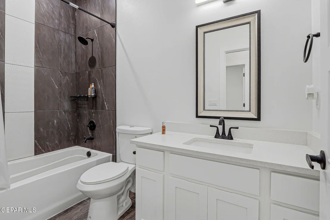 Photo of 7404 NORTE VALLEY Lane