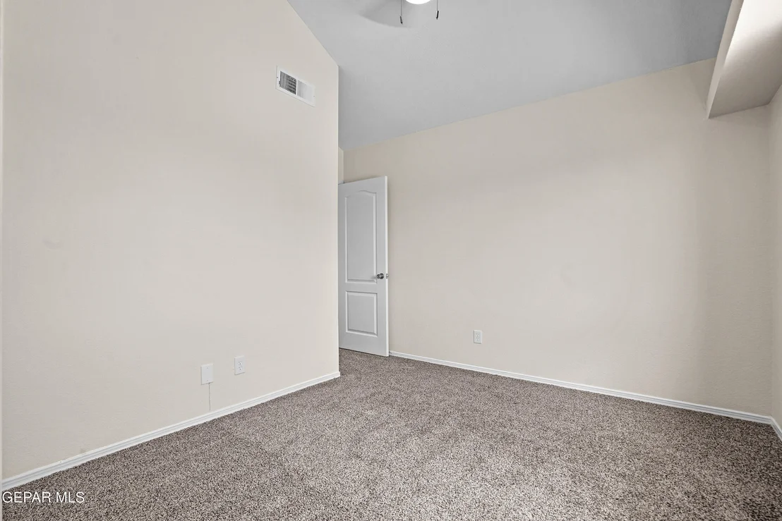 Photo of 3210 ARRAMBIDE Street
