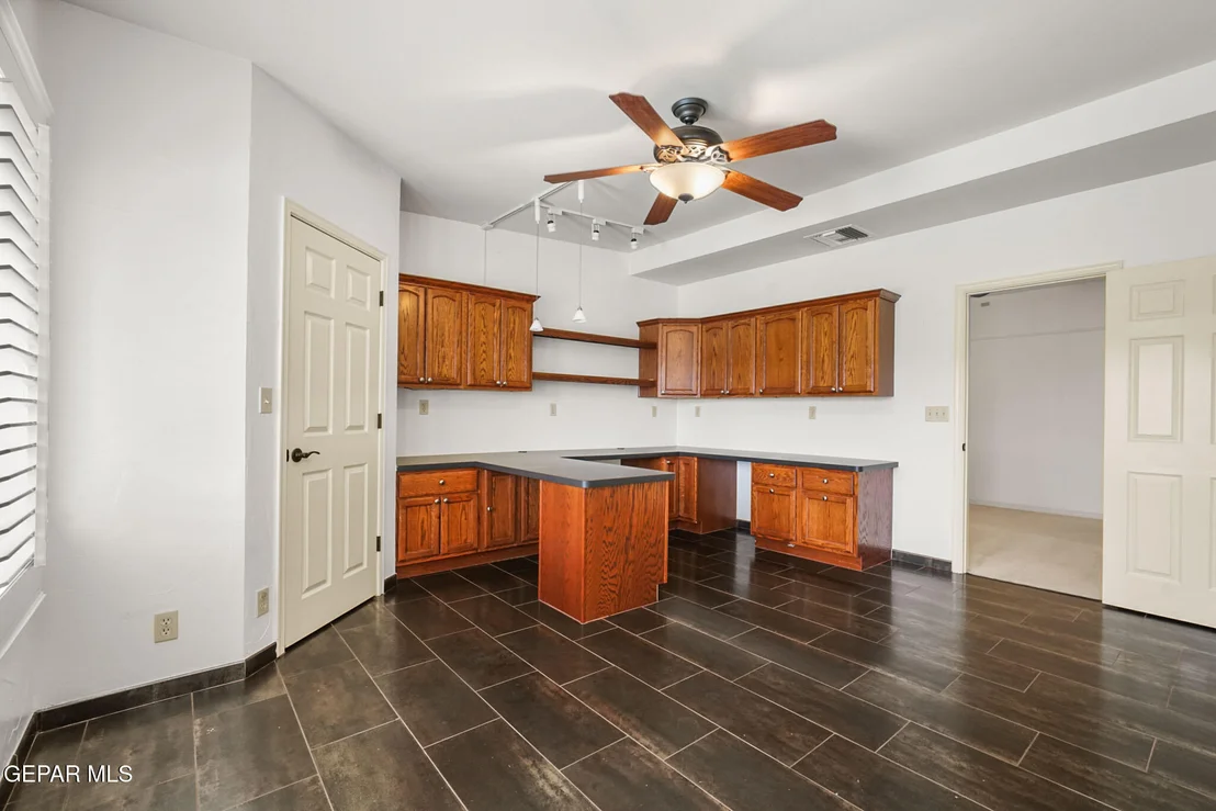 Photo of 651 Simon Court
