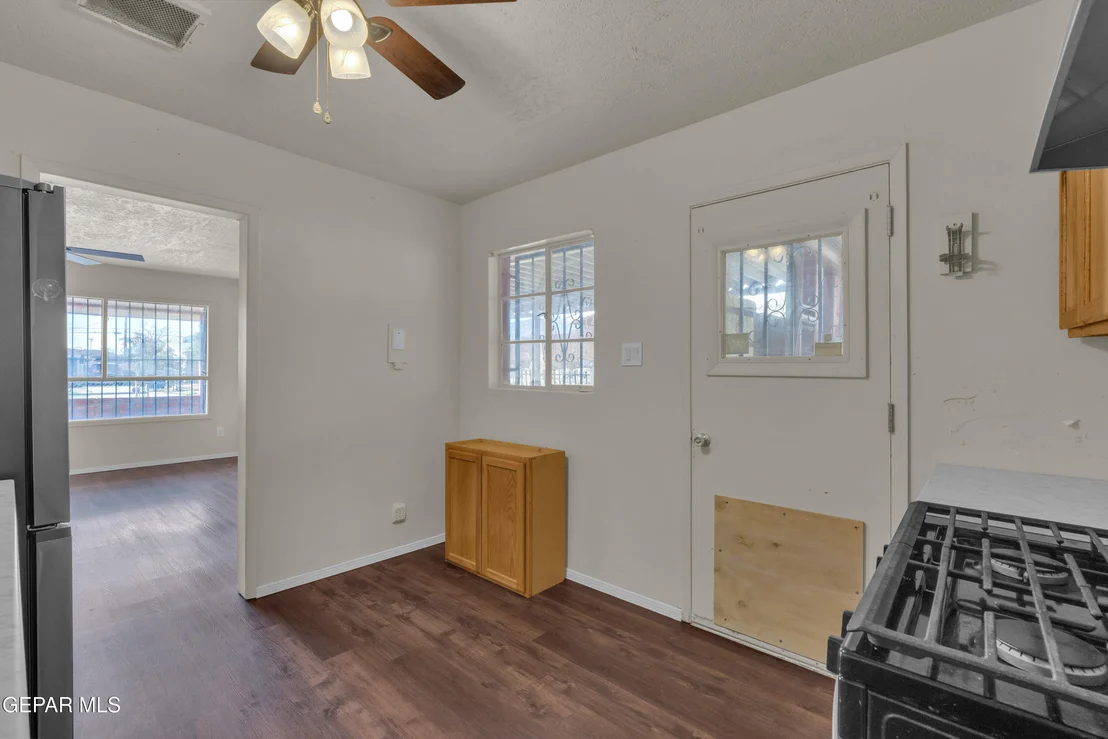 Photo of 5213 SUN VALLEY Drive