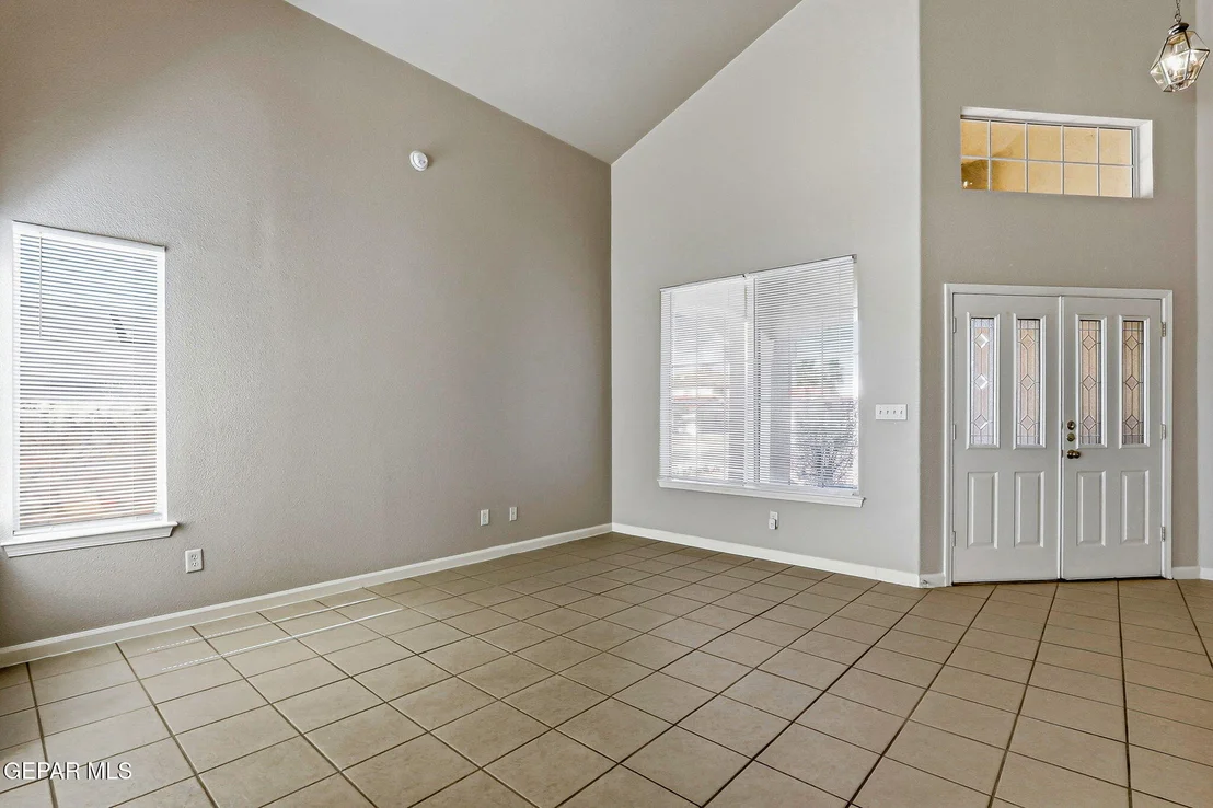 Photo of 800 La Florida Drive
