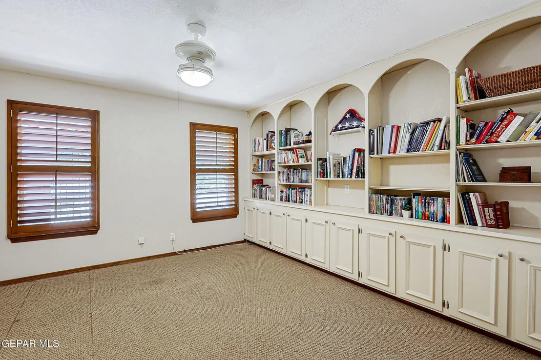 Photo of 713 LIVE OAK Drive