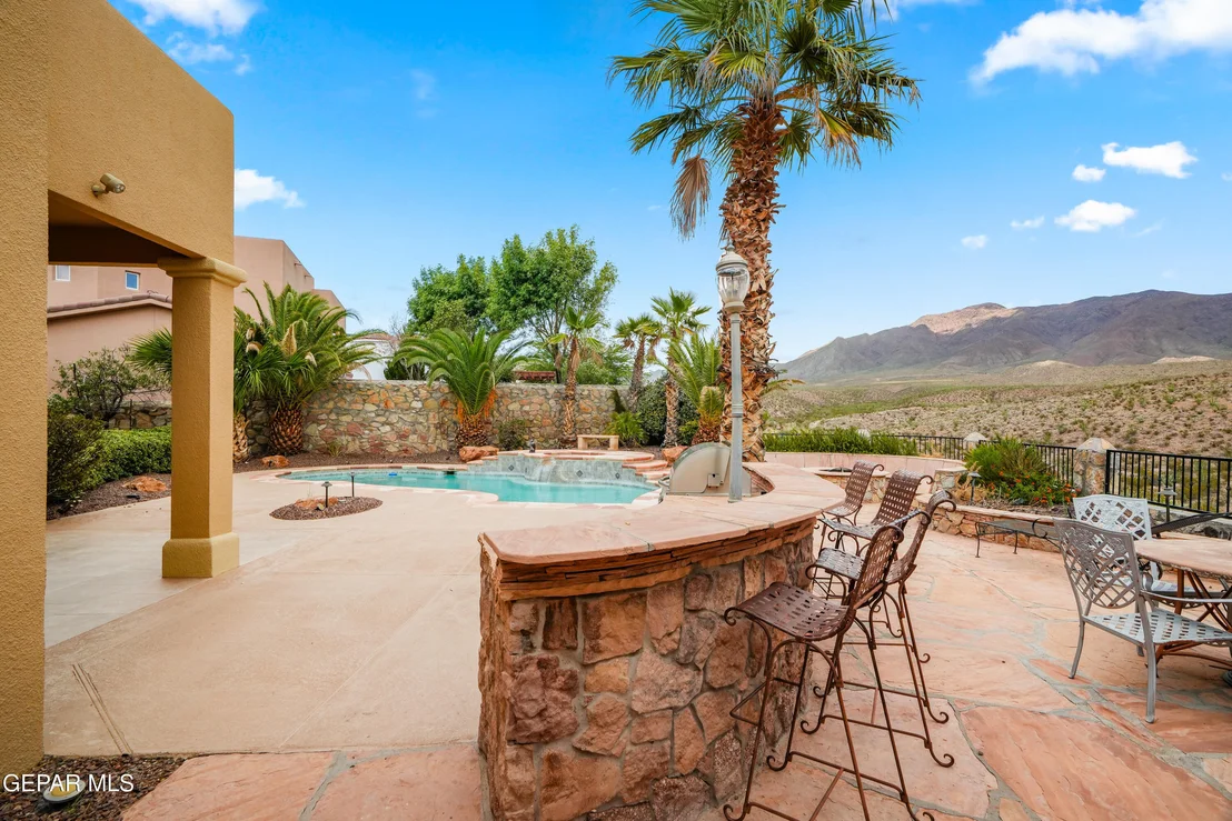 Photo of 6540 CABANA DEL SOL Drive