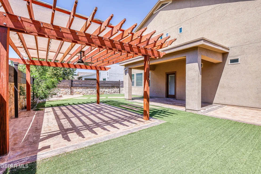 Photo of 1731 BREEDER CUP Way