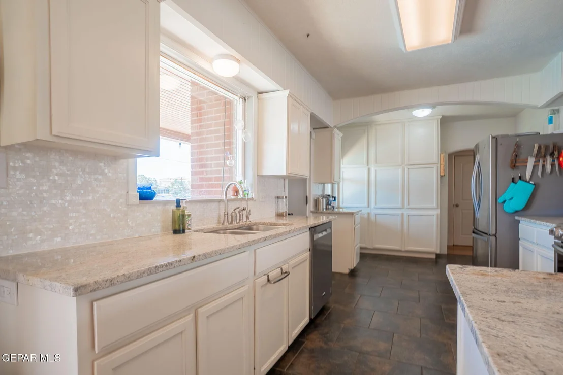 Photo of 3408 LEBANON Avenue