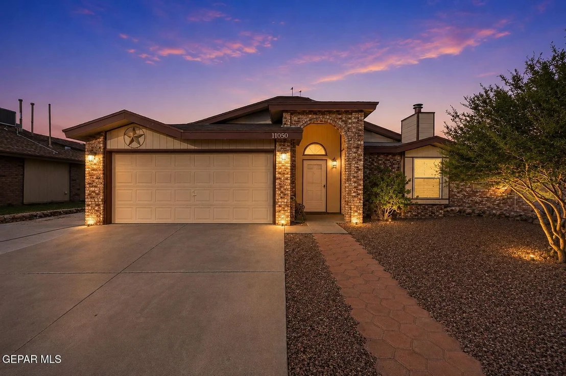 Photo of 11050 GOLDEN POND Drive