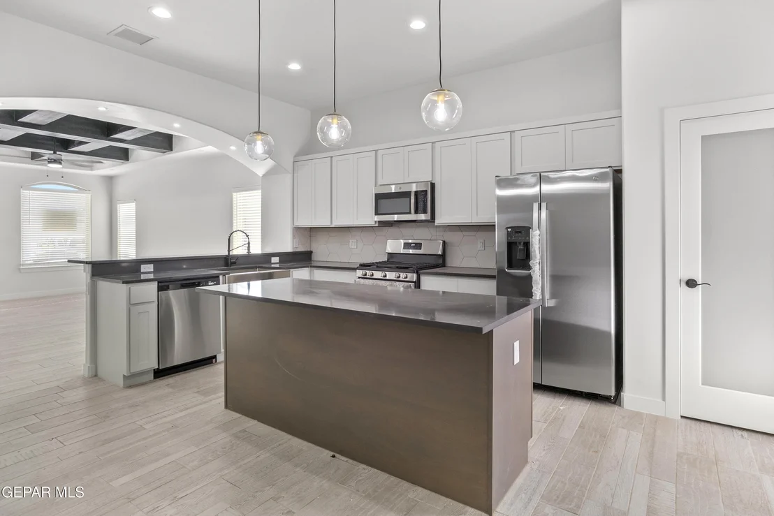 Photo of 428 Plateau Drive