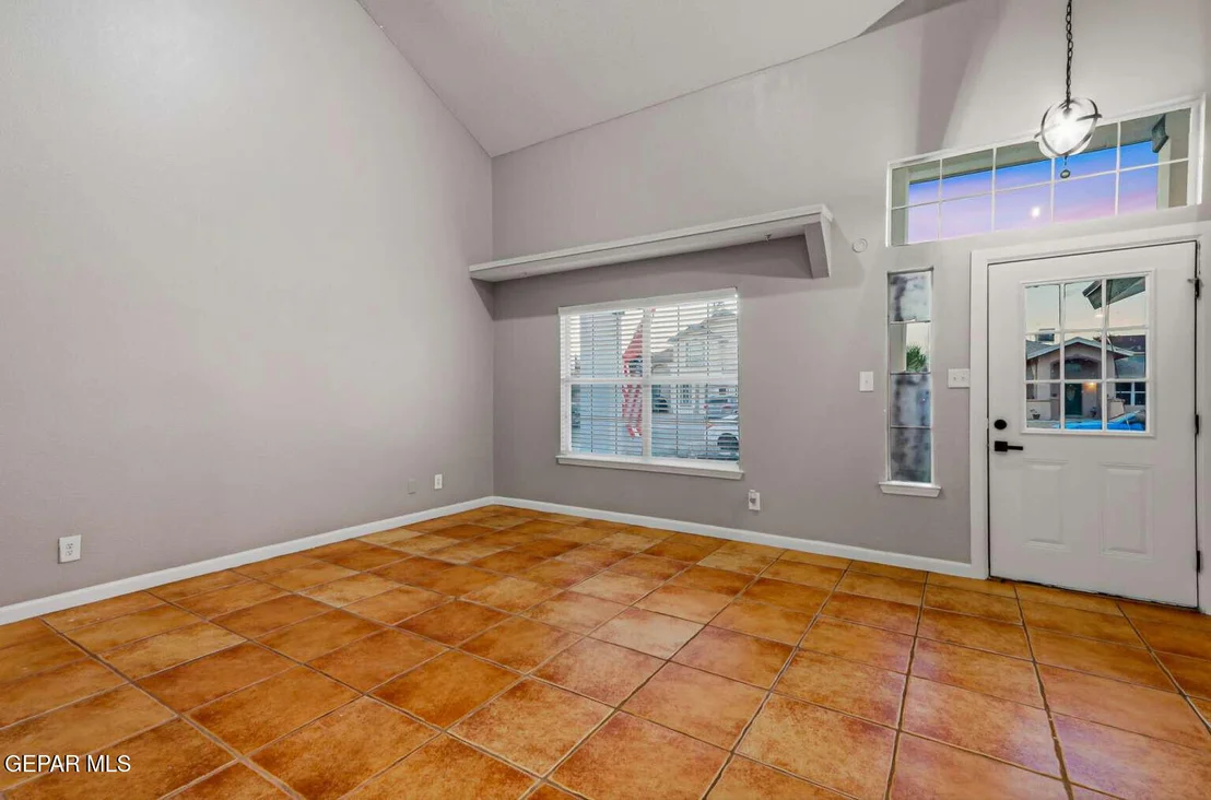 Photo of 12404 PASEO LARGO Circle