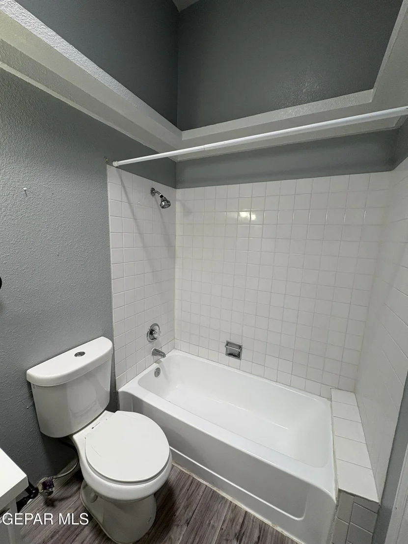 Photo of Unit A at 1550 GREG POWERS Drive