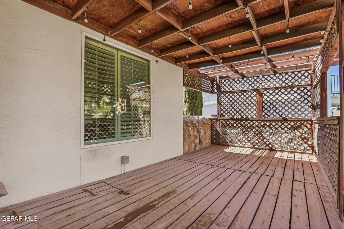 Photo of 6517 ISLA DEL REY Drive